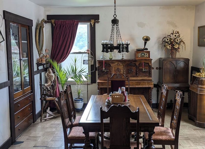 Dining room Photo