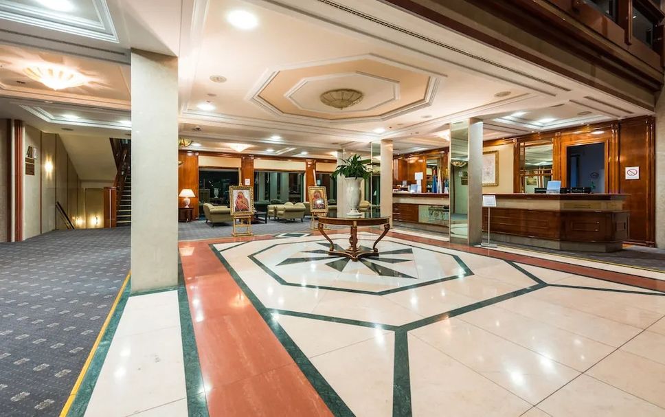Lobby Photo