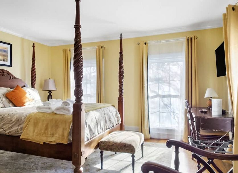 Bedroom Photo