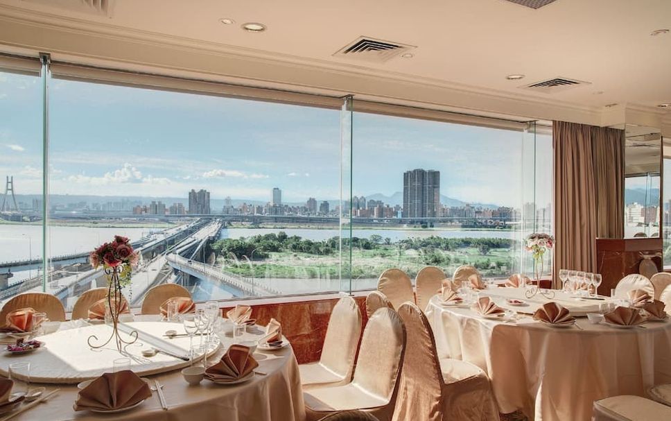 Banquet hall Photo