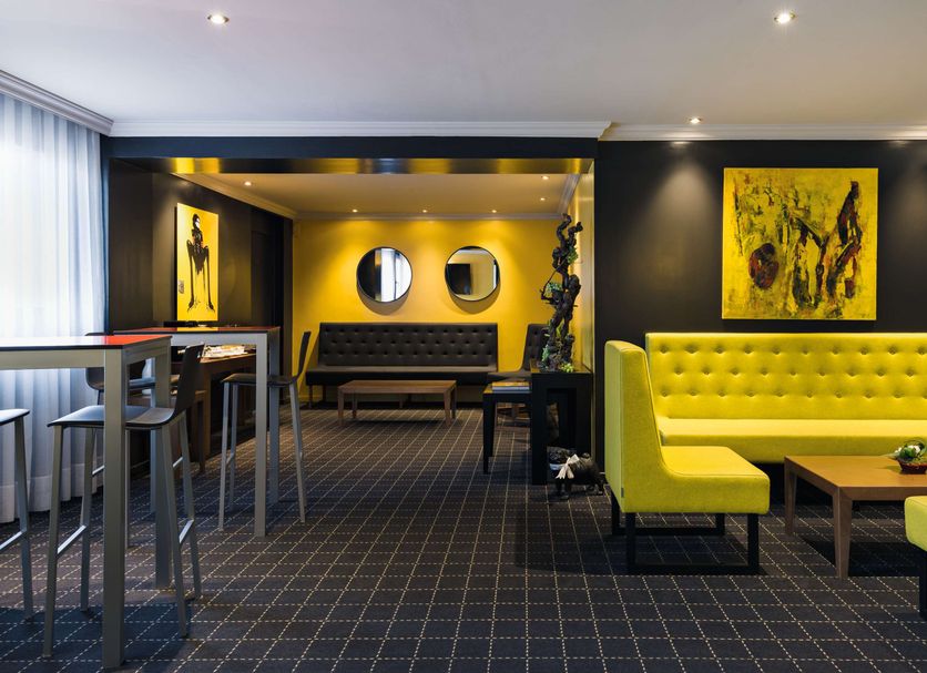 Lounge Photo