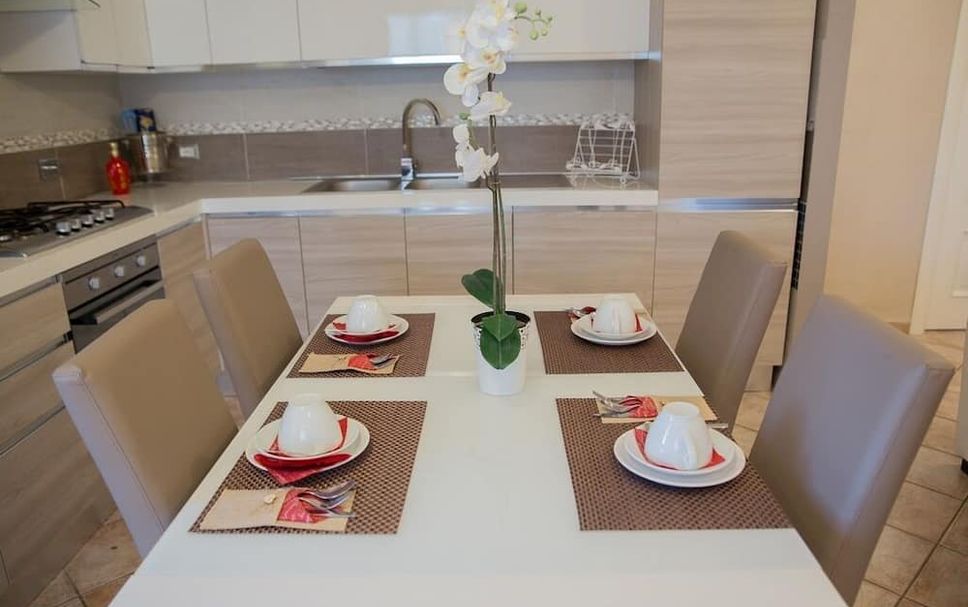 Dining room Photo
