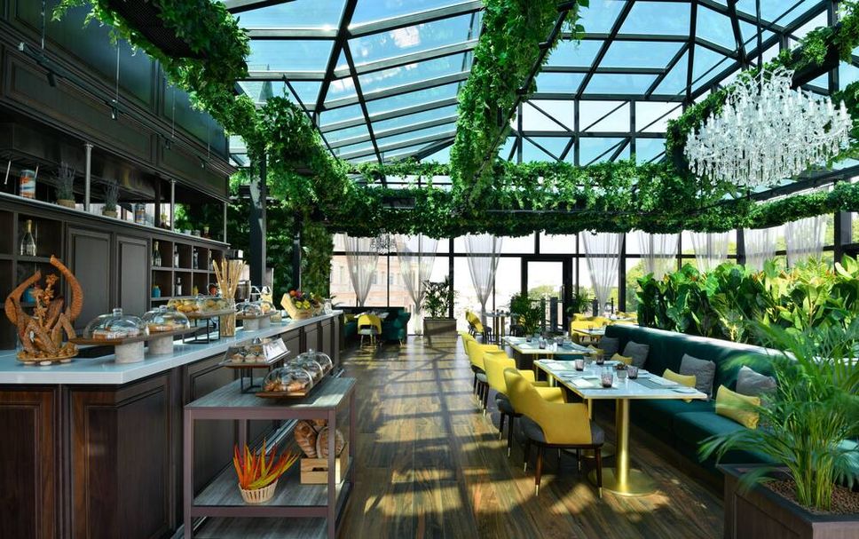 Restaurant Photo