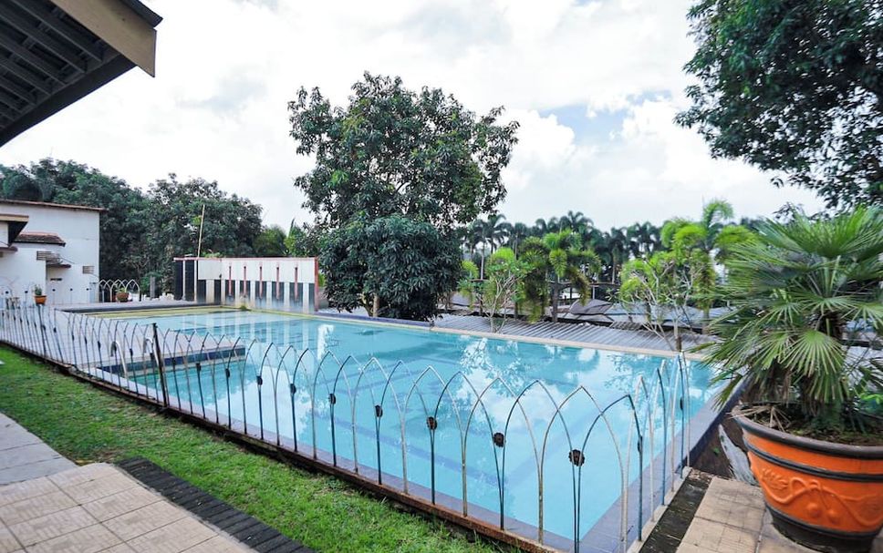 Pool Photo