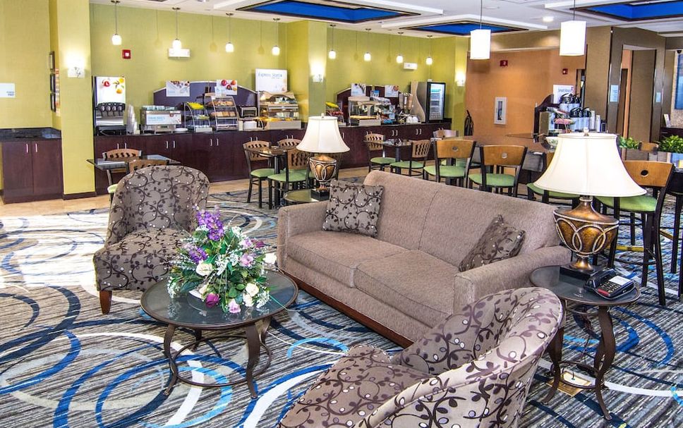 Lounge Photo