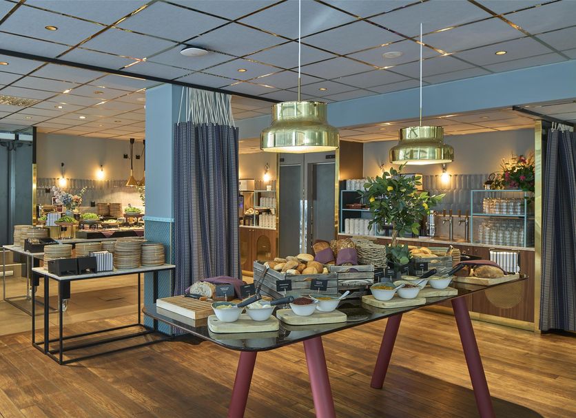 Dining room Photo