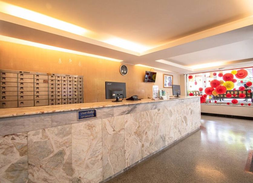 Front desk Photo
