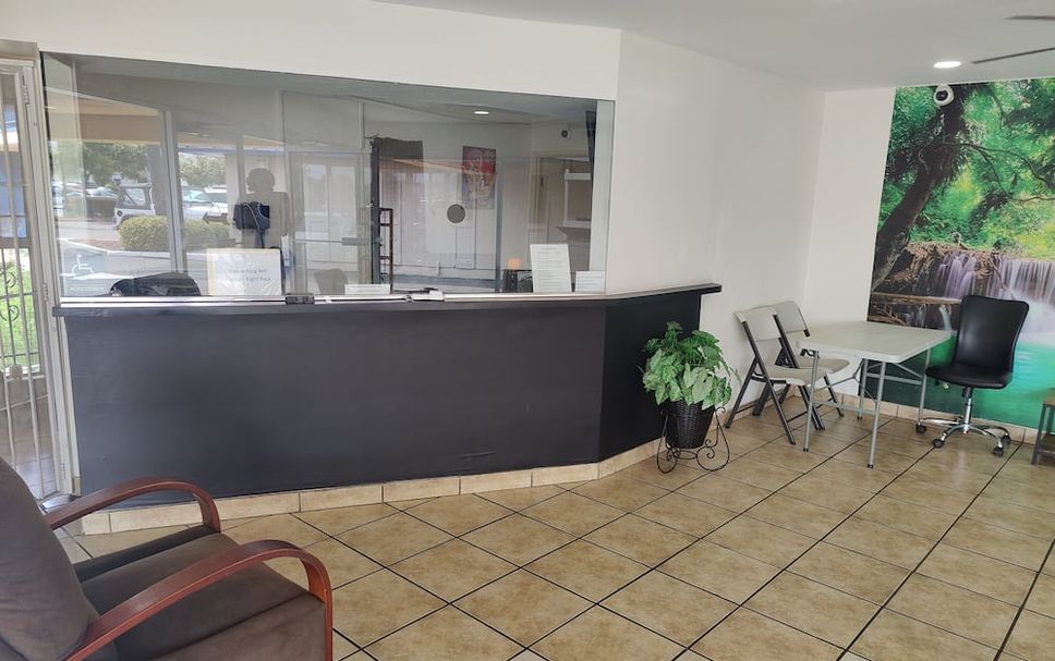 Front desk Photo