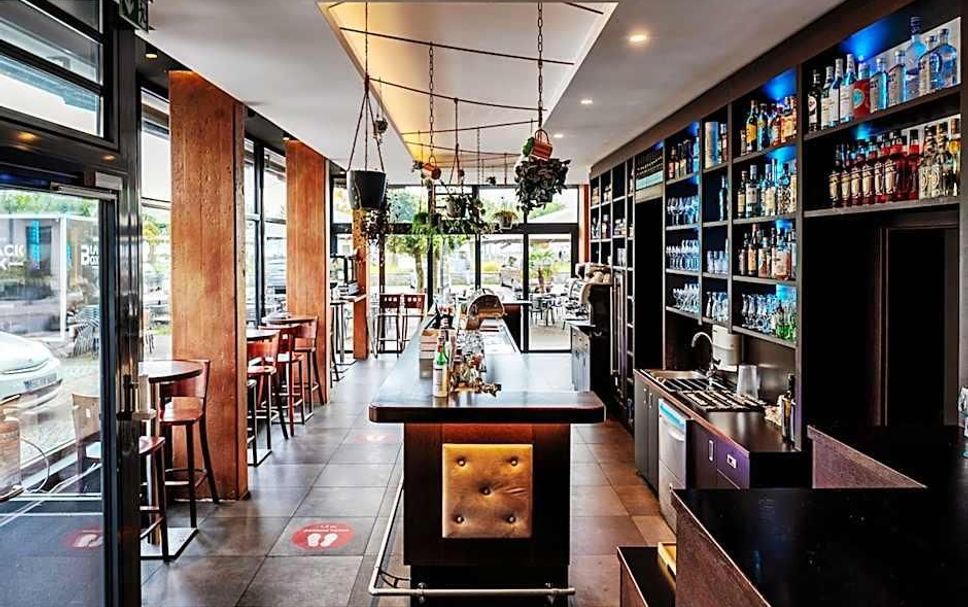 Bar Photo
