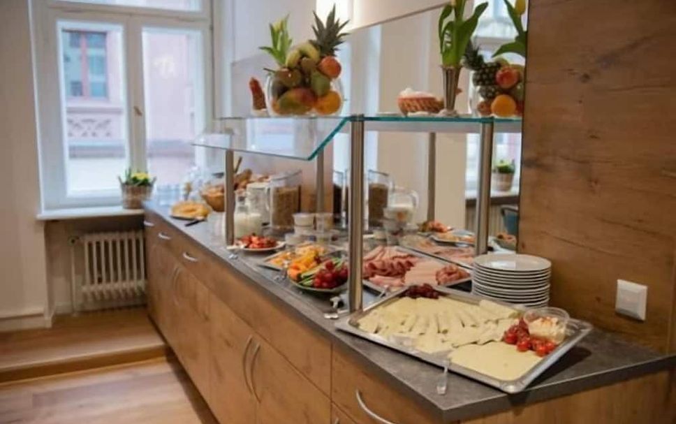 Buffet Photo