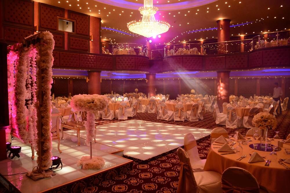 Banquet hall