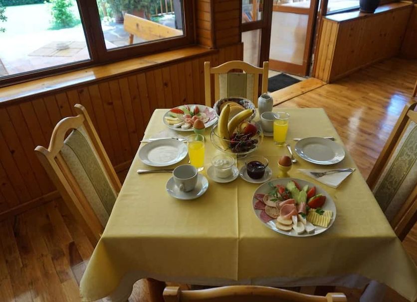 Dining room Photo