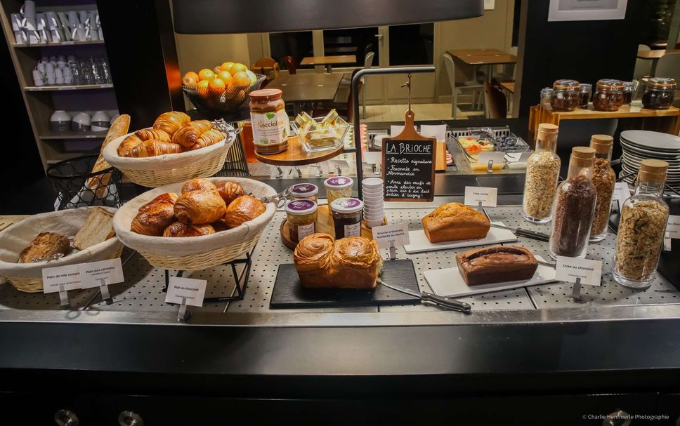 Buffet Photo