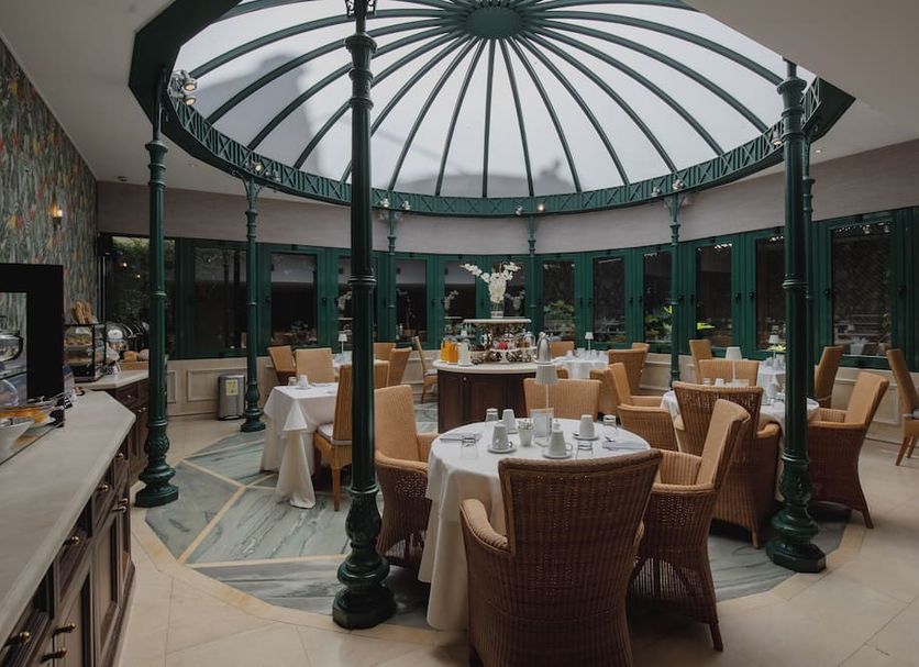 Restaurant Photo