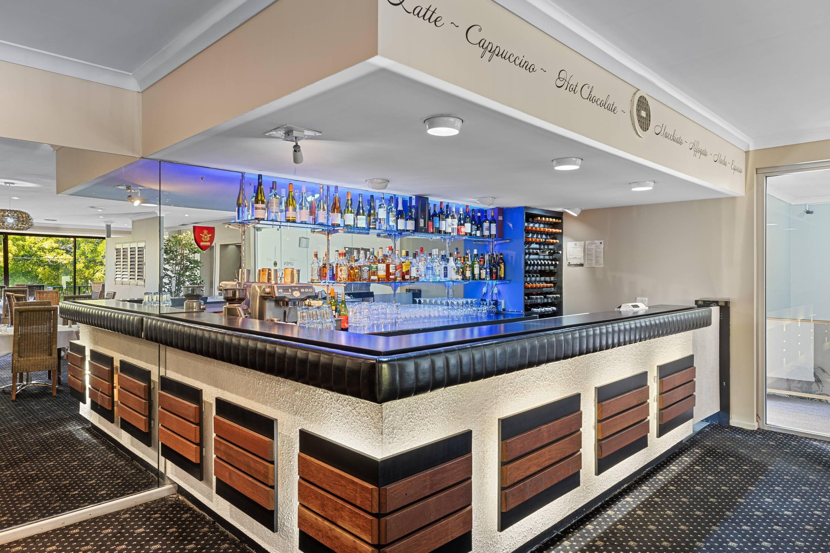 Bar Photo