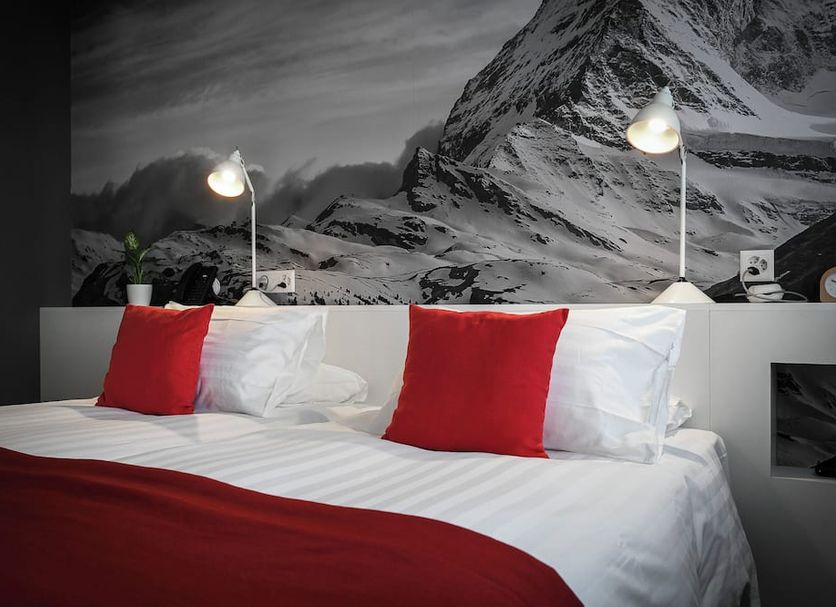 Bedroom Photo