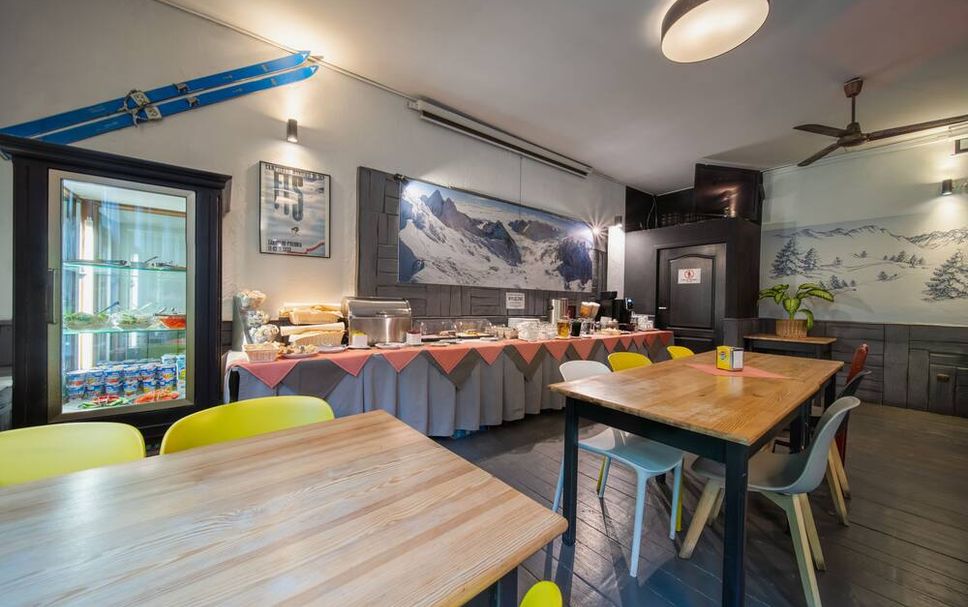 Restaurant Photo