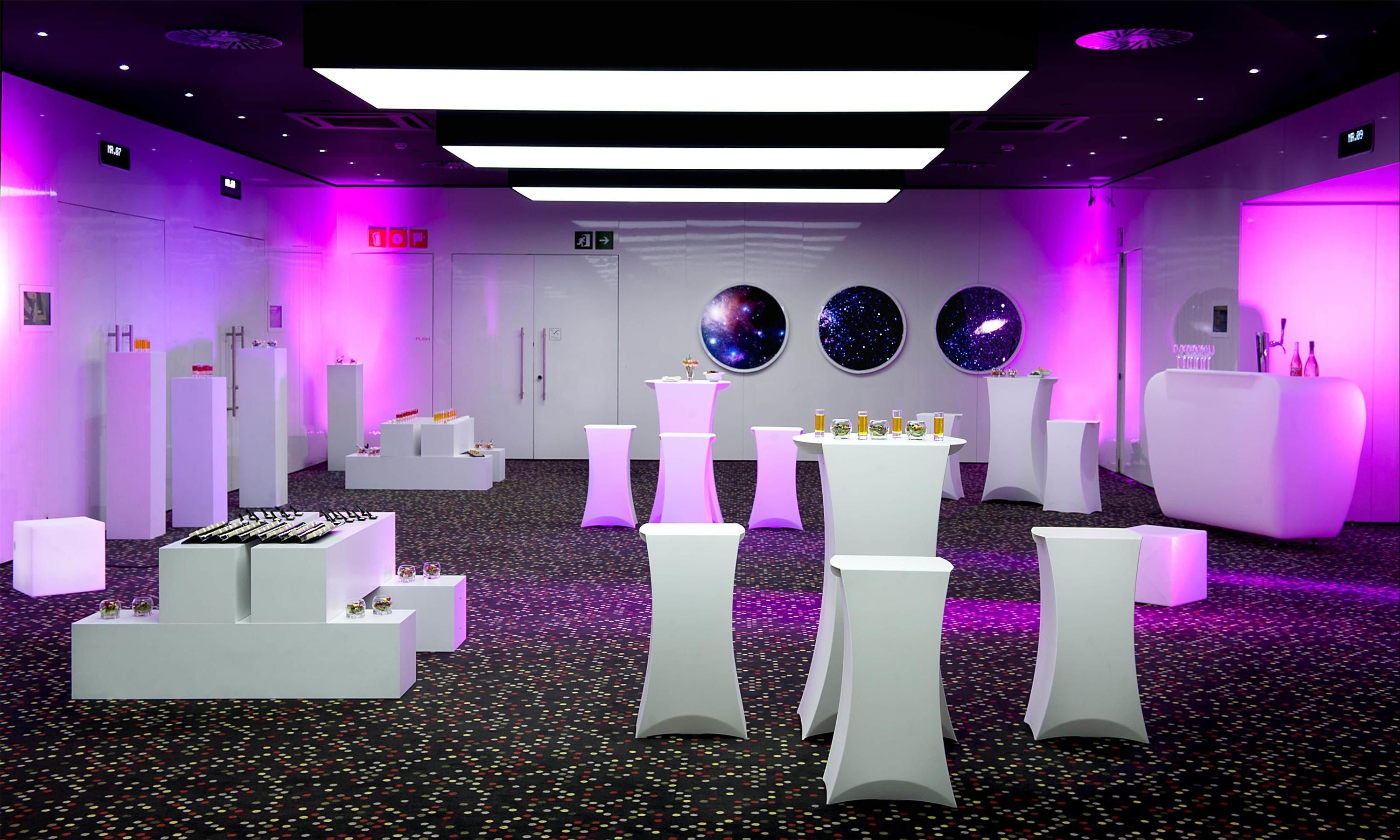 Banquet hall