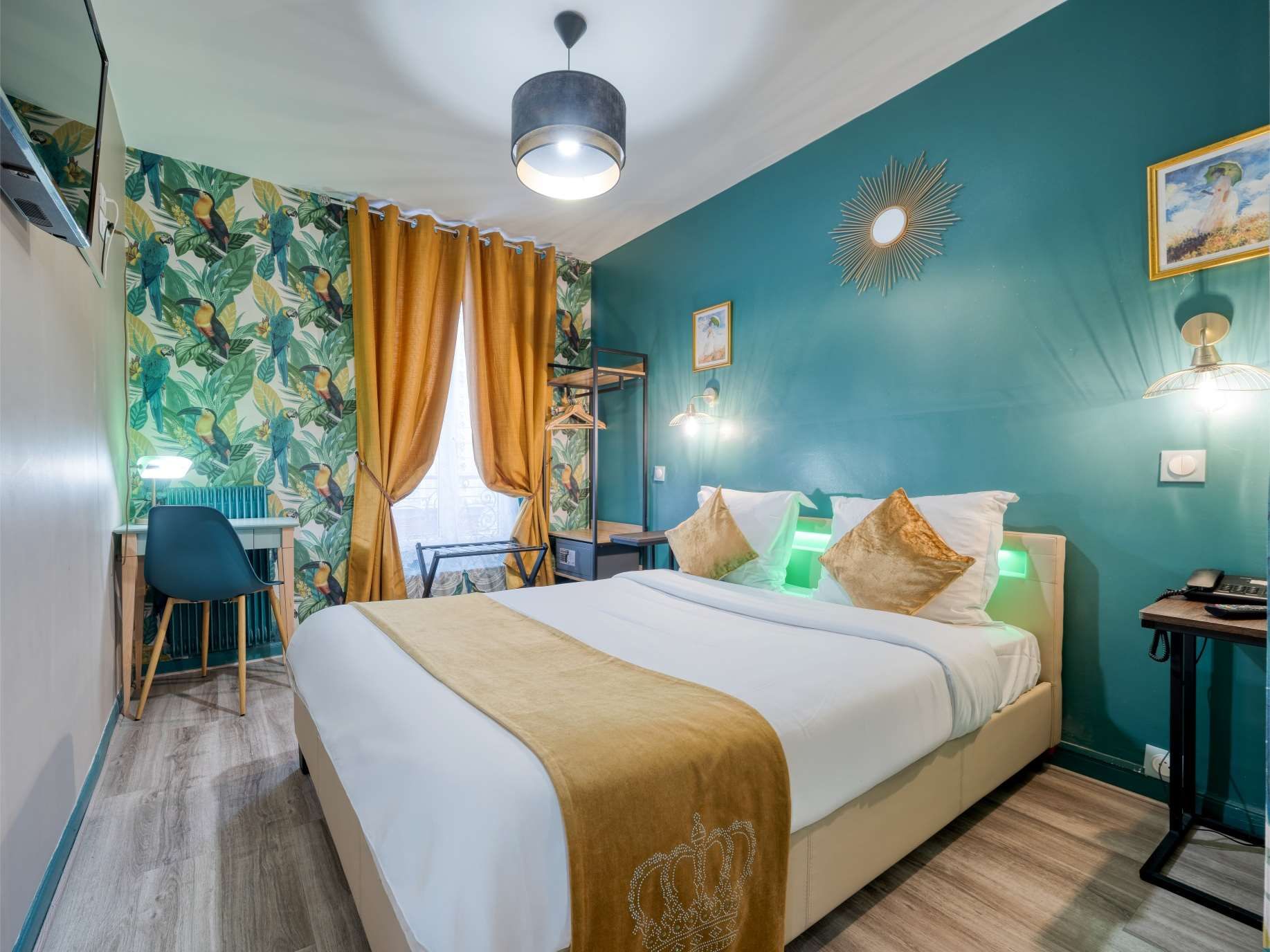 Bedroom
