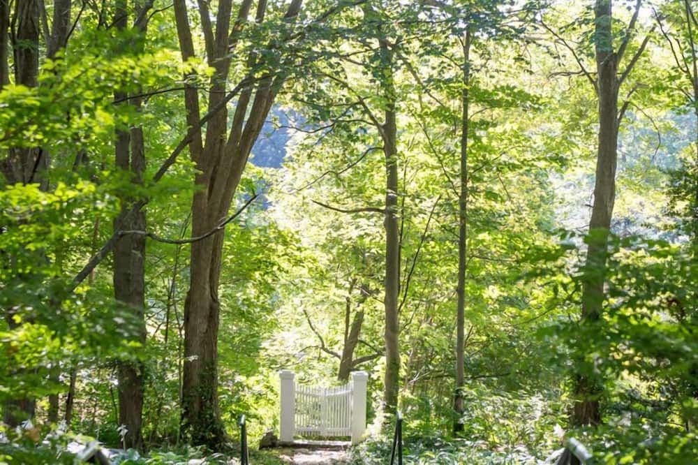 Outdoors view