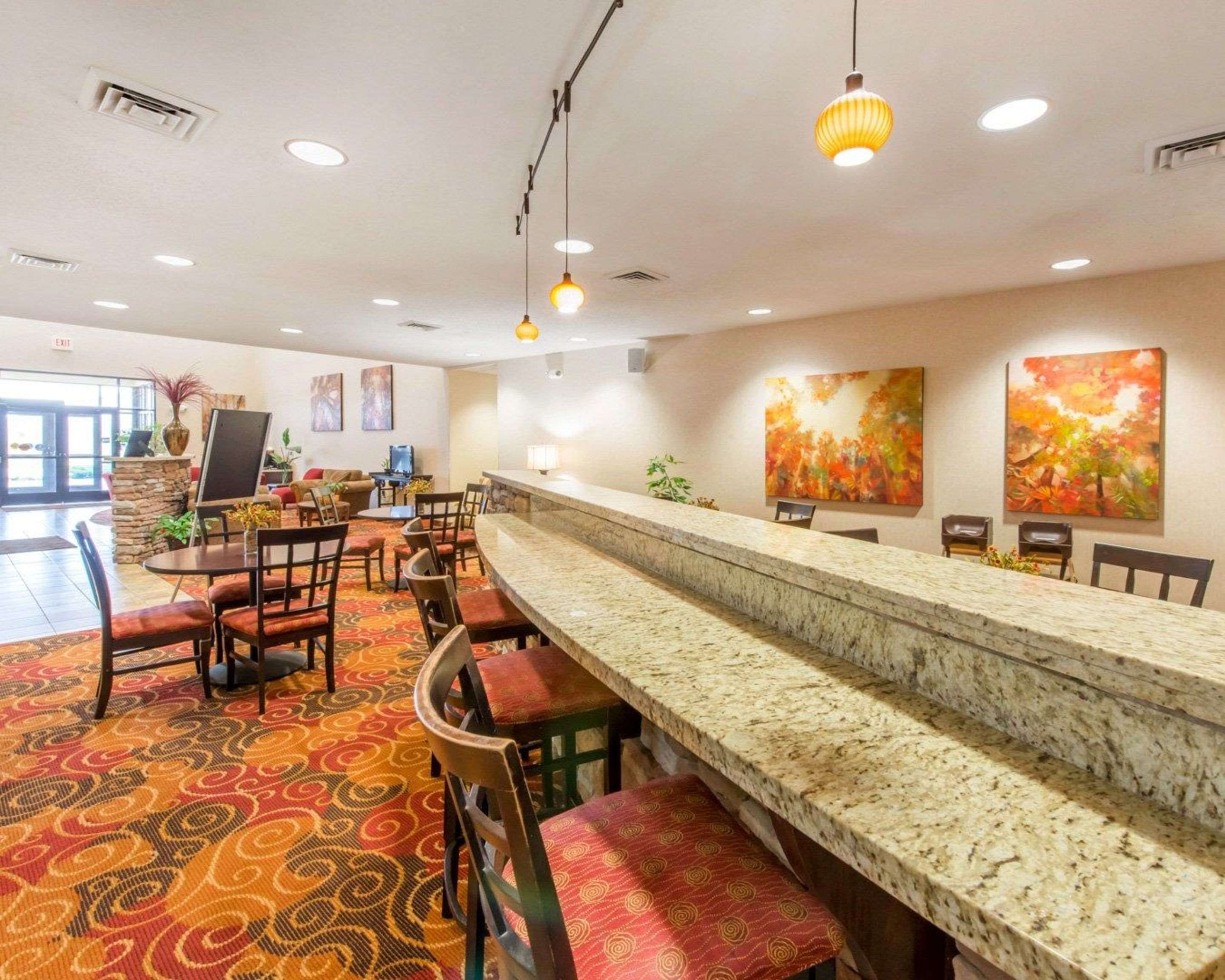 Dining room Photo
