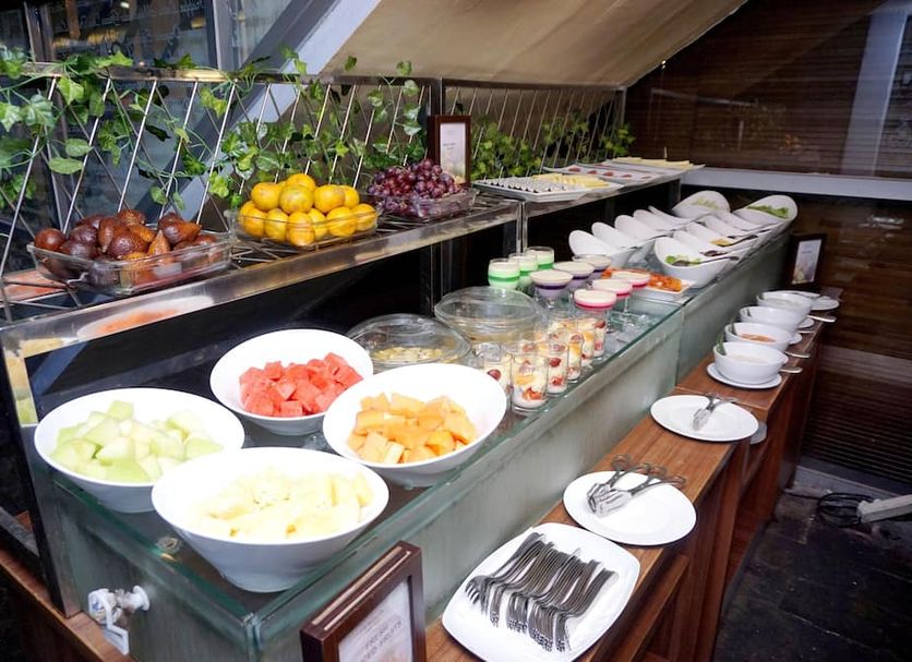 Buffet Photo