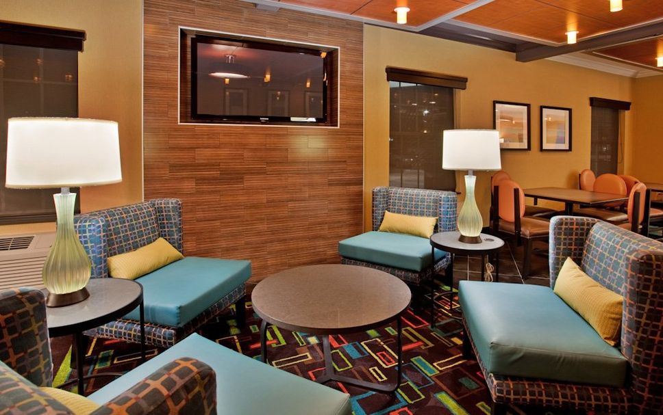 Lounge Photo