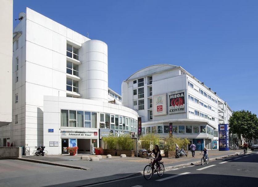 Building Photo