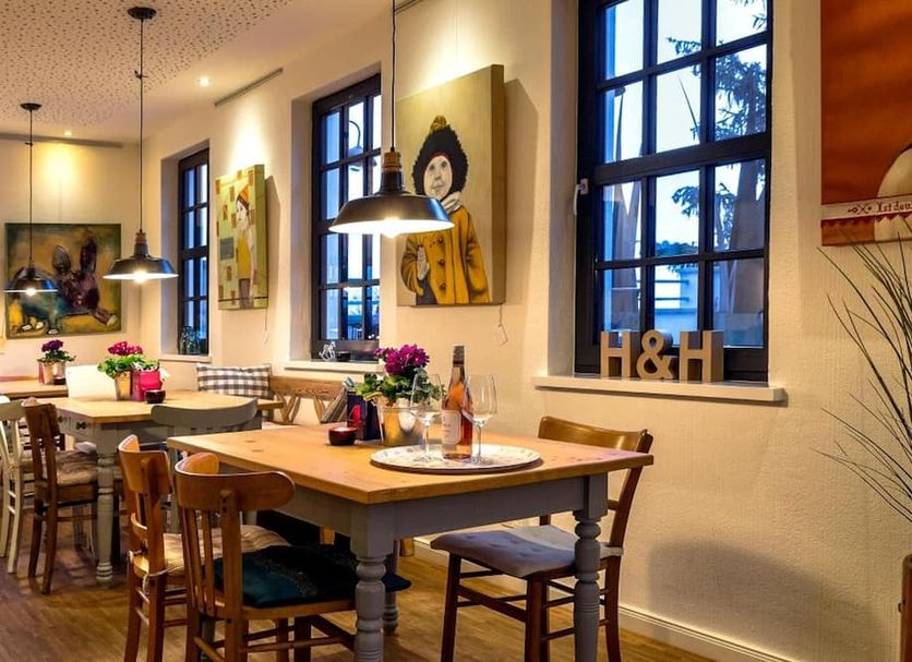 Dining room Photo