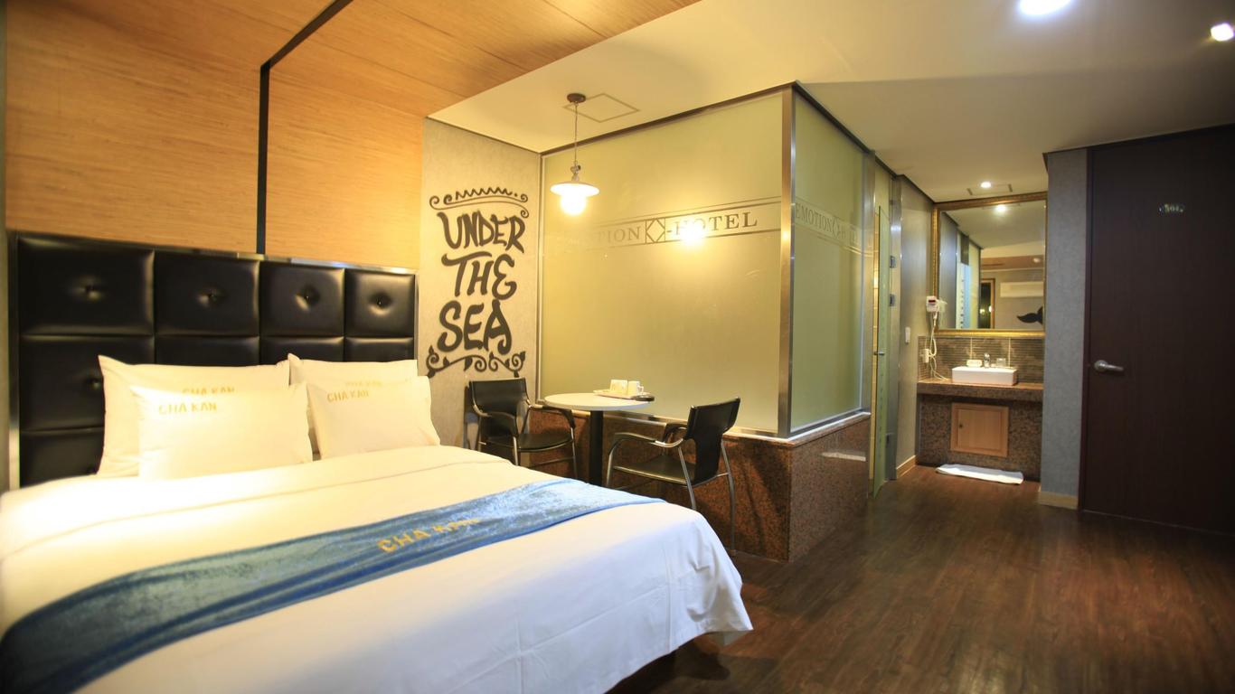Chakan Hotel