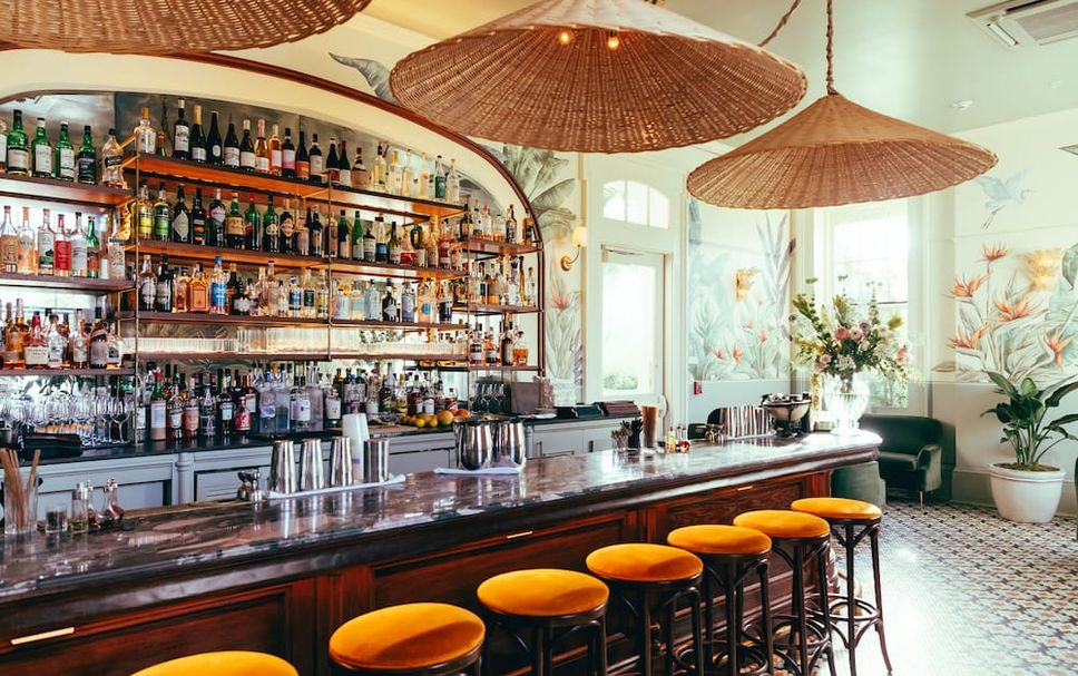 Bar Photo
