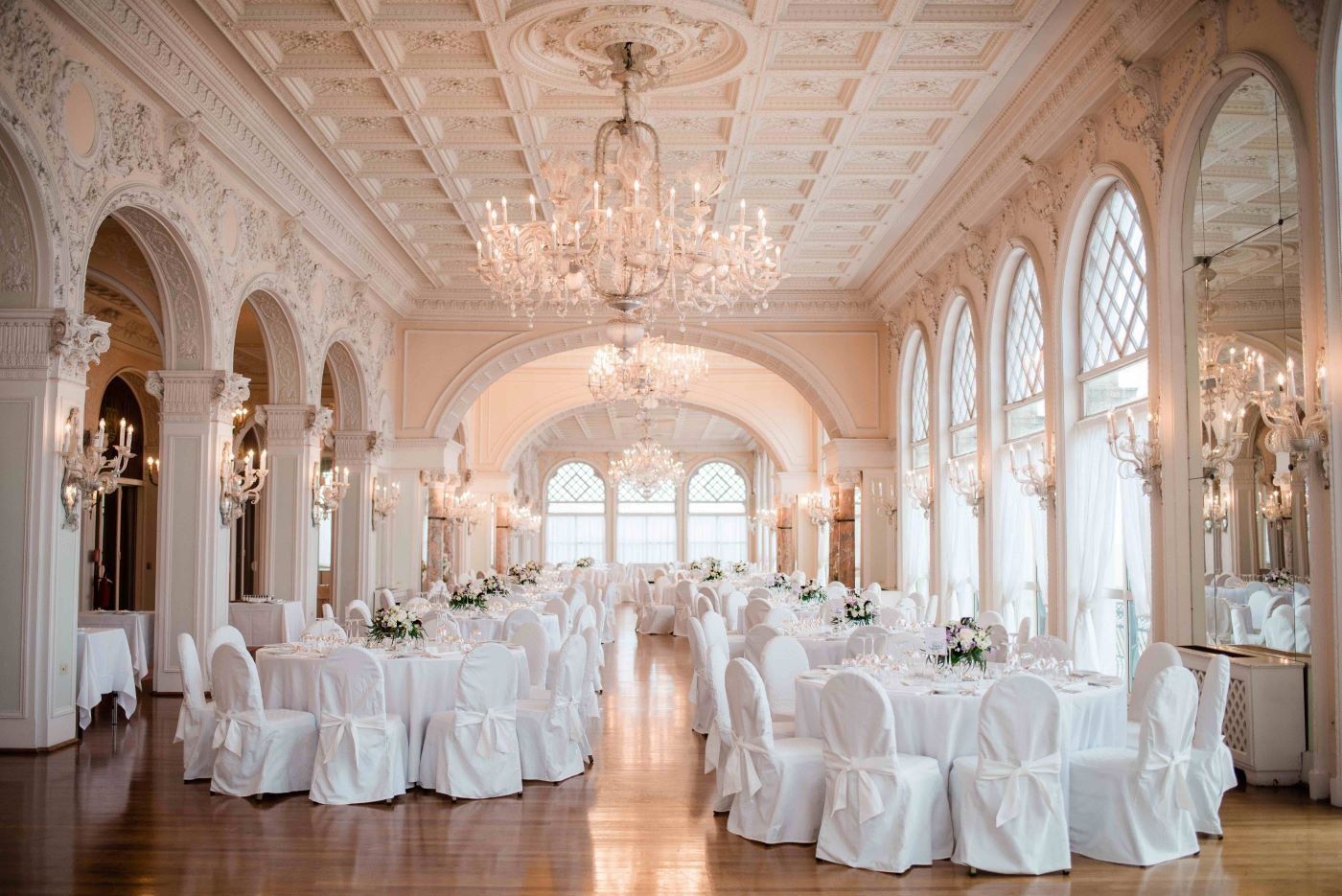 Banquet hall