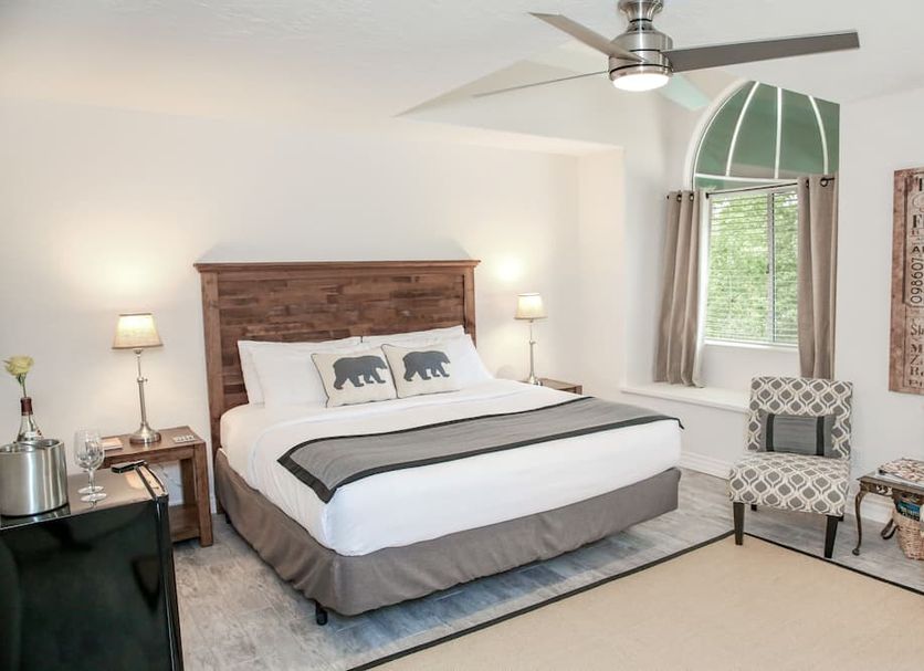 Bedroom Photo