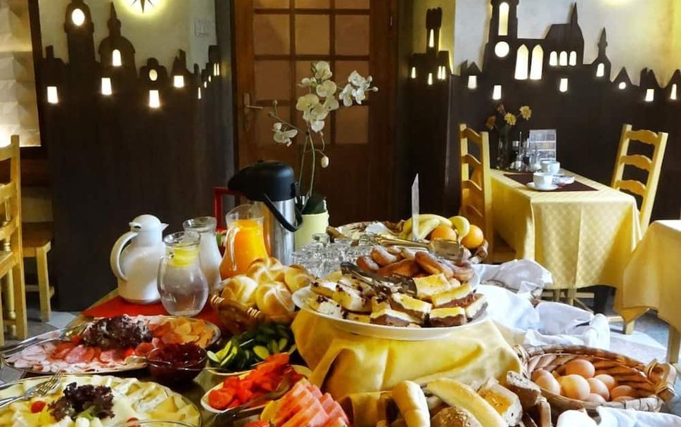 Buffet Photo