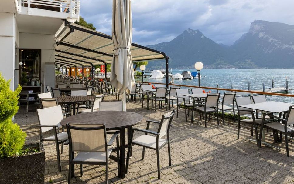 Restaurant Photo