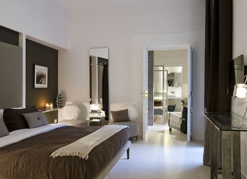 Bedroom Photo