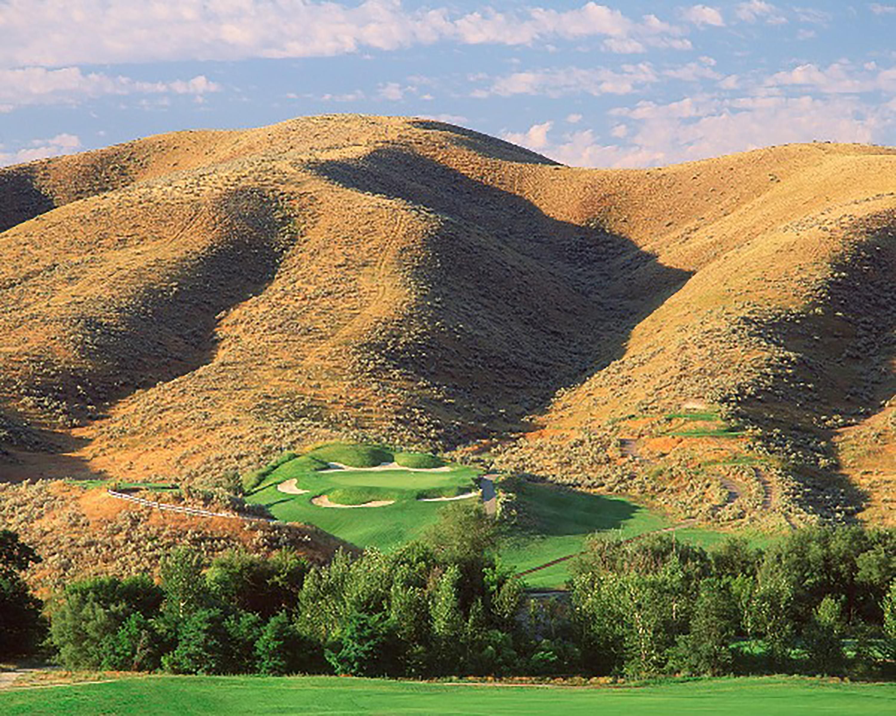 Golf course Photo