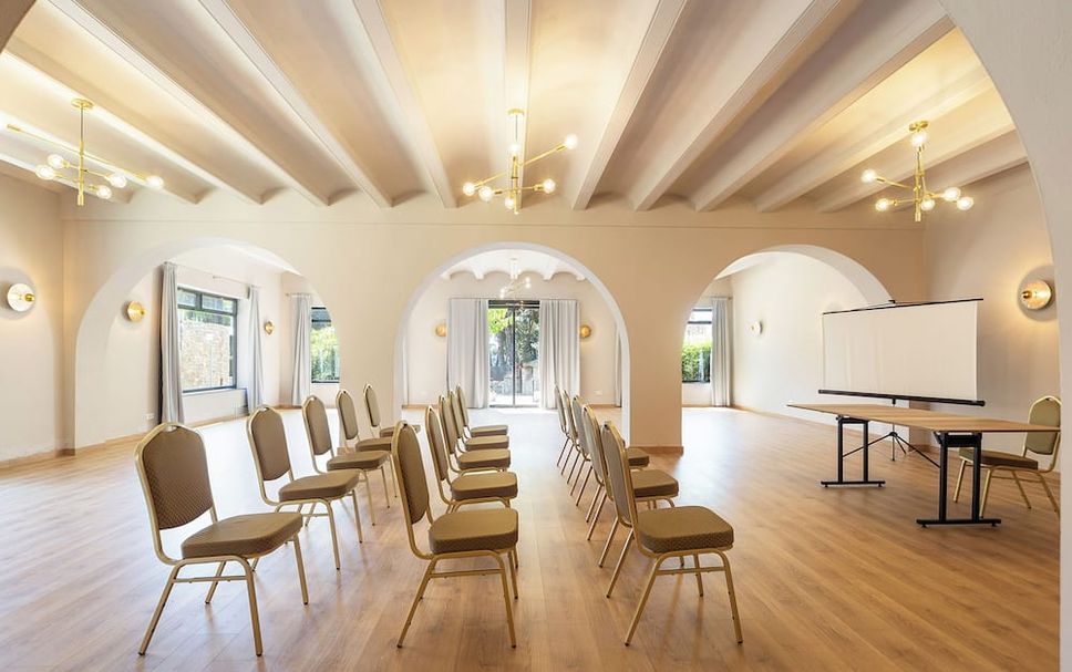 Conference room Photo
