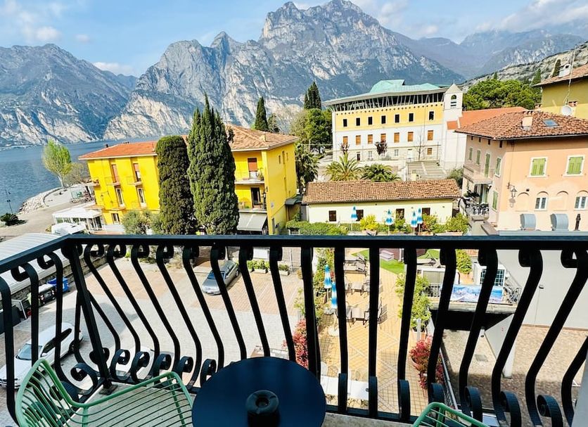 Balcony Photo