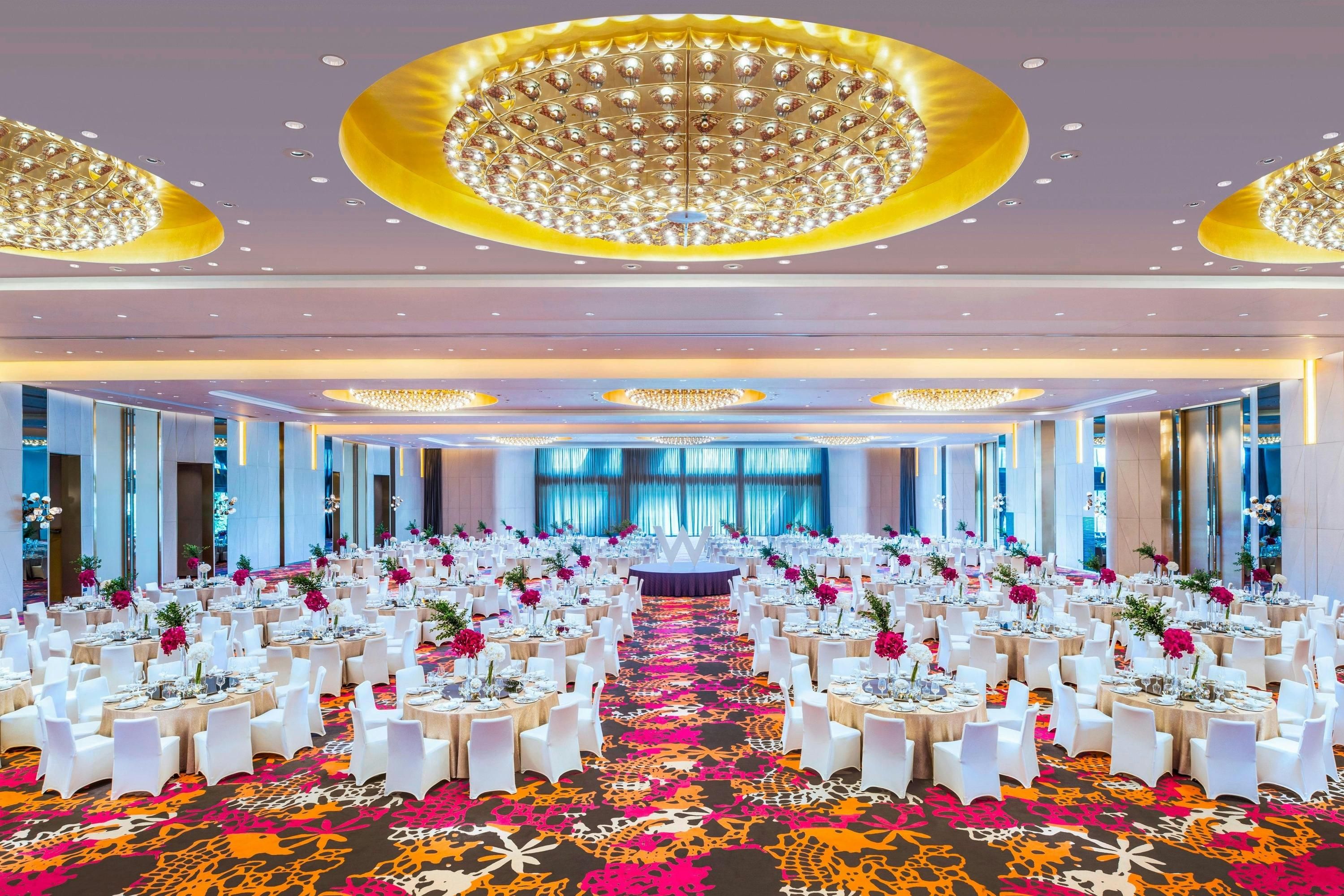 Banquet hall