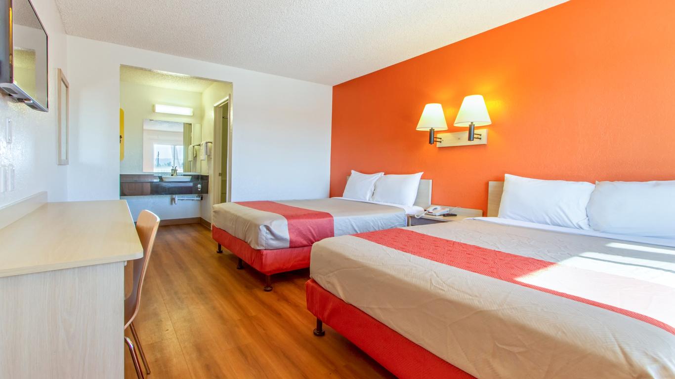 Motel 6-Phoenix, AZ - Airport - 24th Street