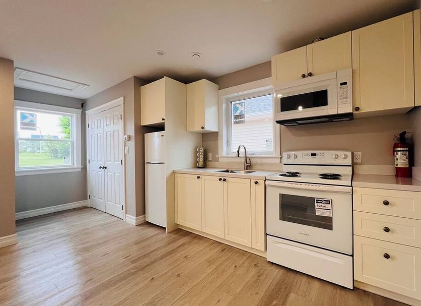 Kitchen Photo