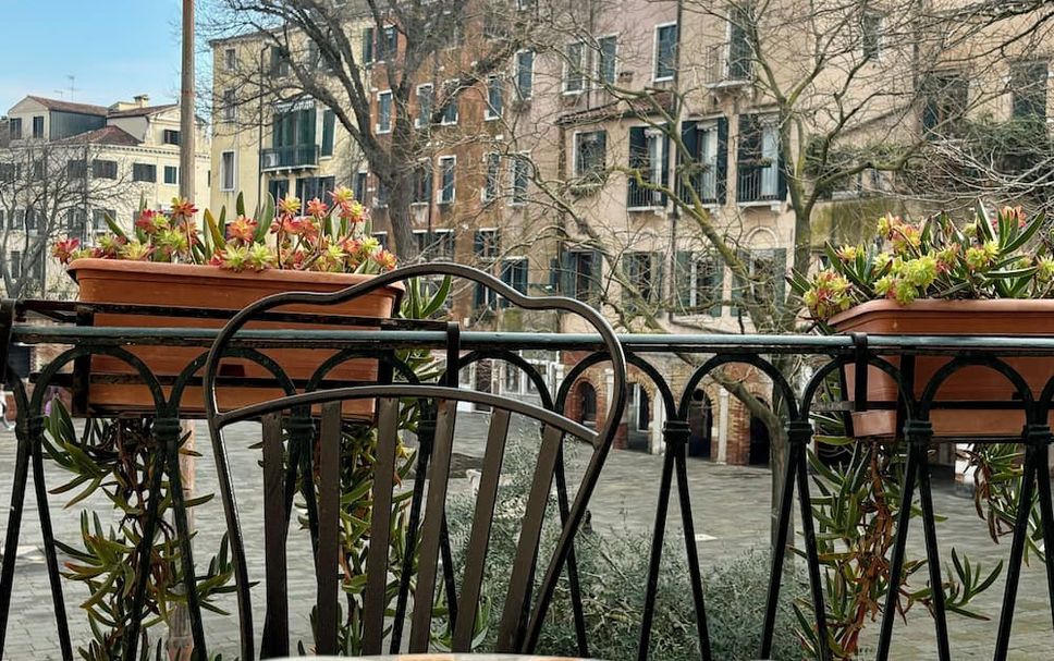 Balcony Photo