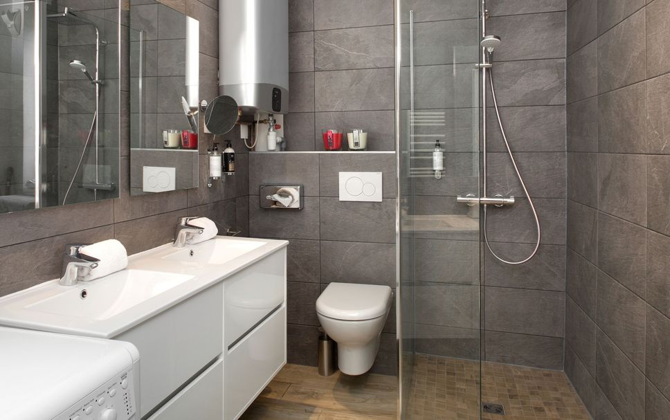 Bathroom Photo