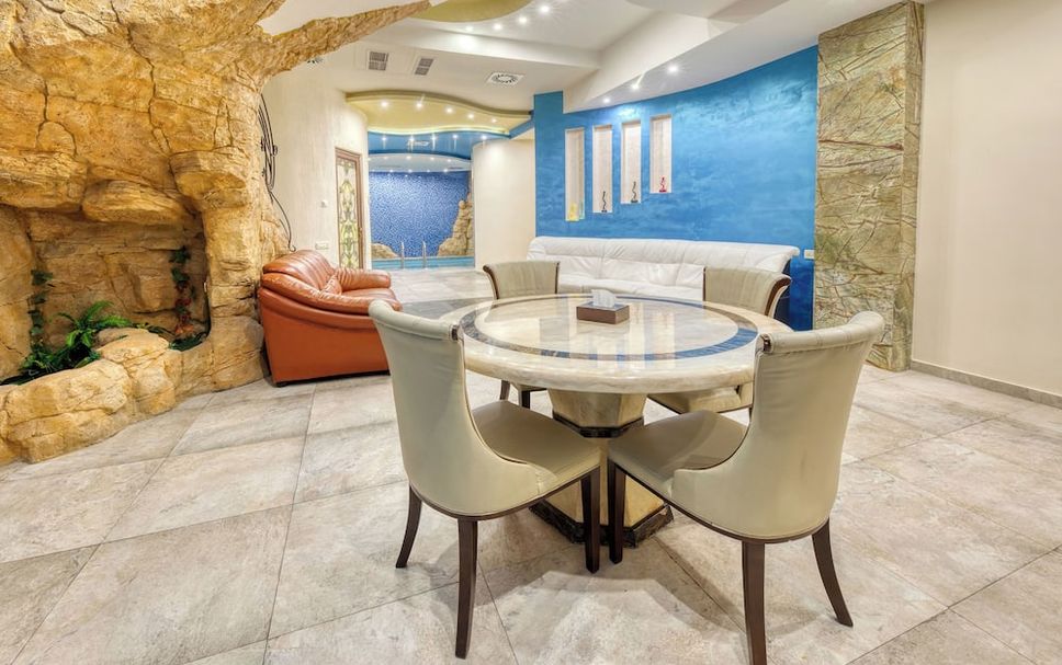 Dining room Photo