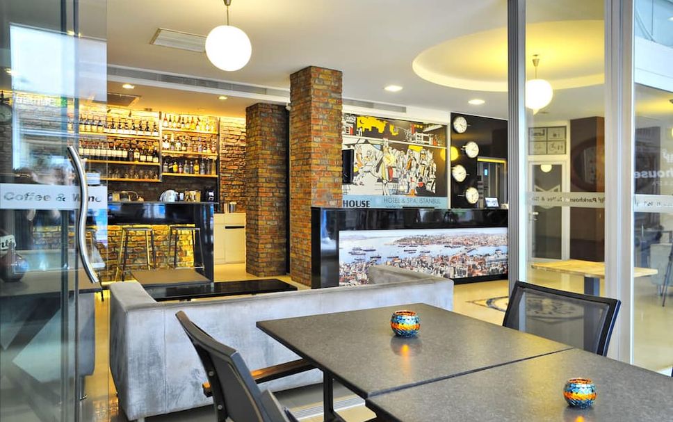 Bar Photo