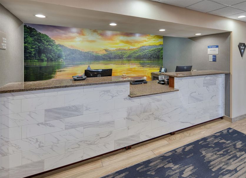 Front desk Photo
