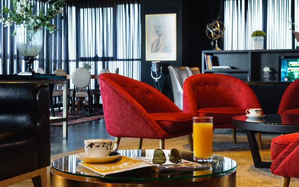 Lounge Photo