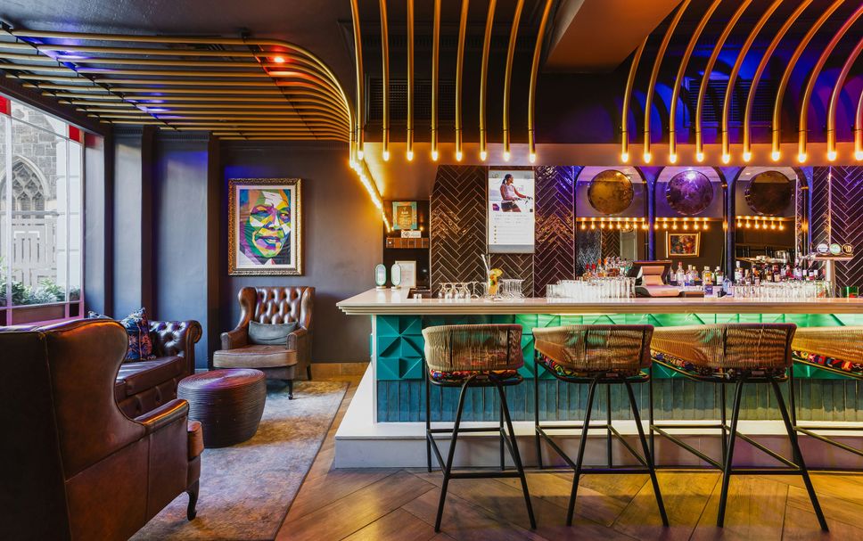 Bar Photo