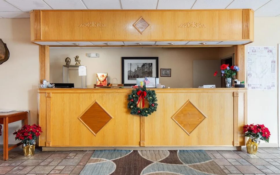 Front desk Photo